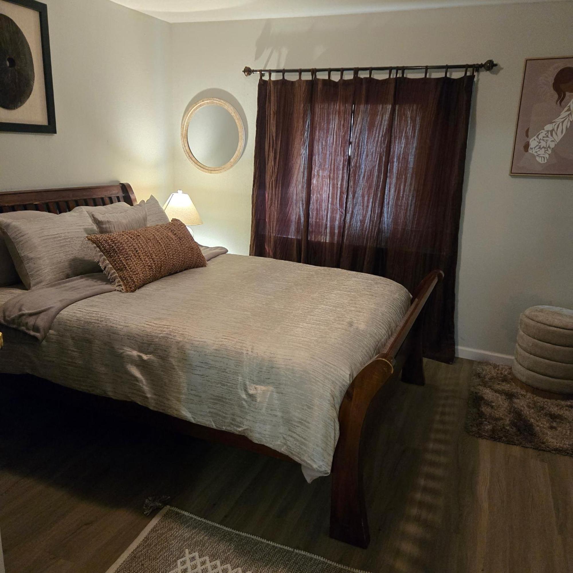 The Wild Flower Apartment